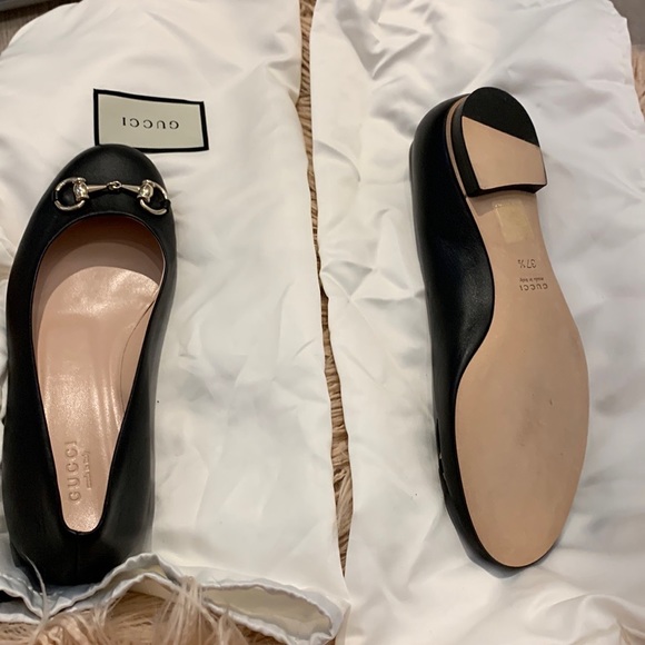 BRAND NEW GUCCI - Picture 2 of 2